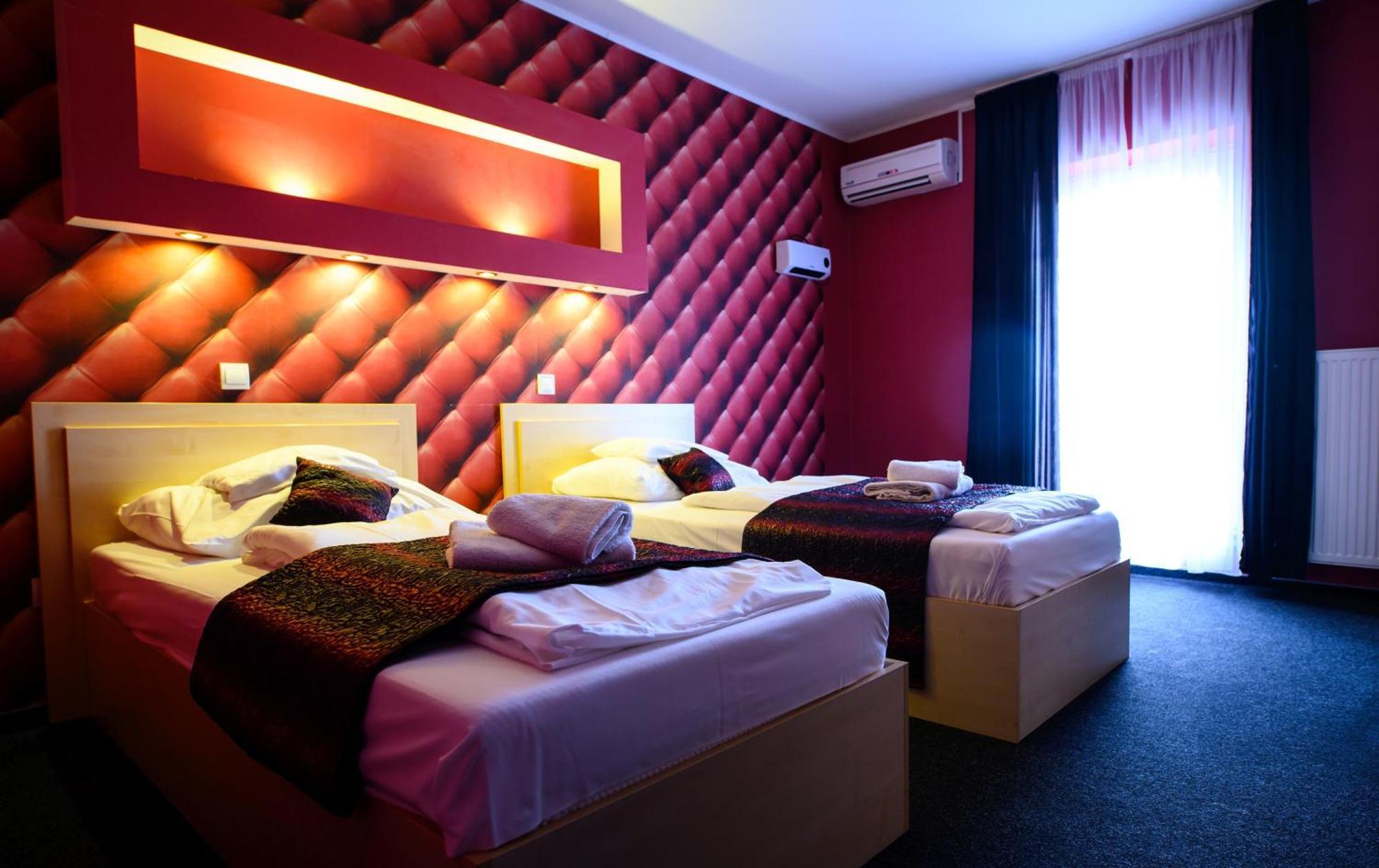 Palermo Panzio Otel Nyíregyháza Dış mekan fotoğraf