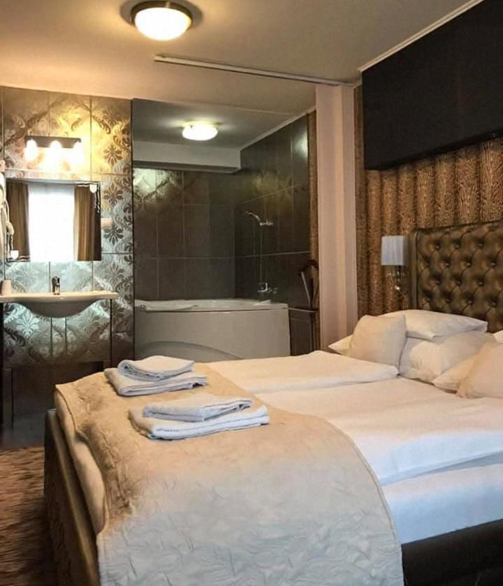 Palermo Panzio Otel Nyíregyháza Dış mekan fotoğraf