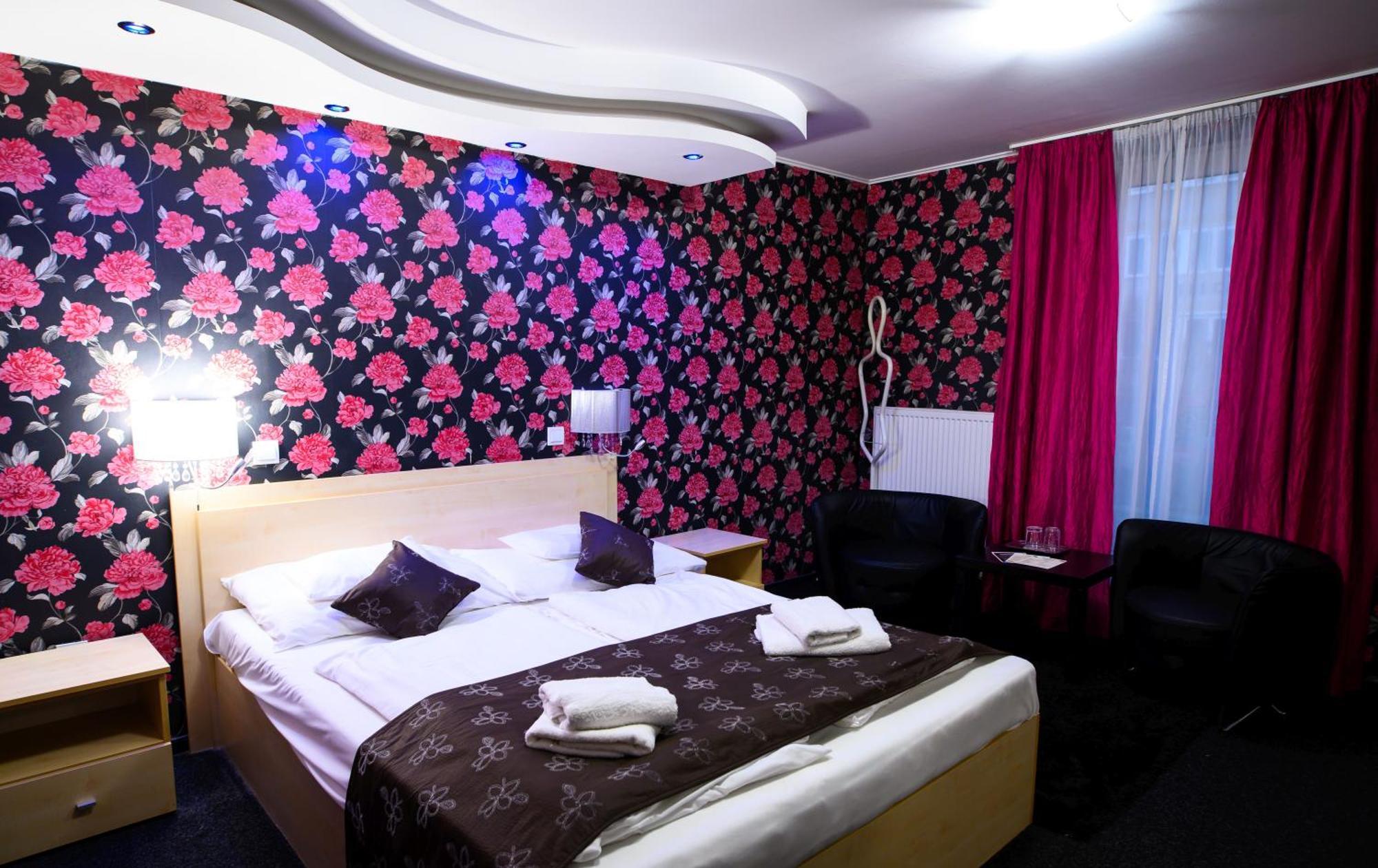 Palermo Panzio Otel Nyíregyháza Dış mekan fotoğraf