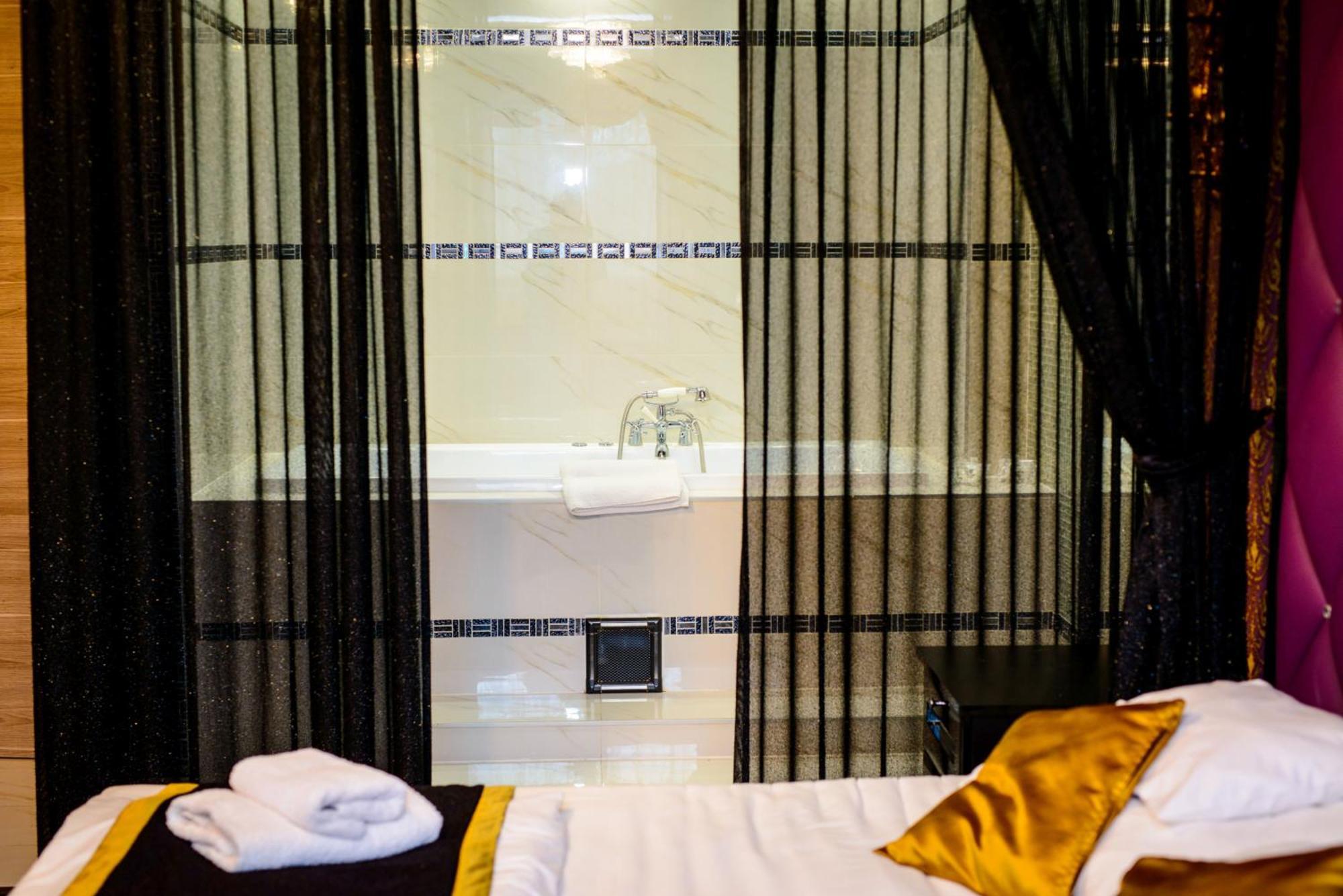 Palermo Panzio Otel Nyíregyháza Dış mekan fotoğraf