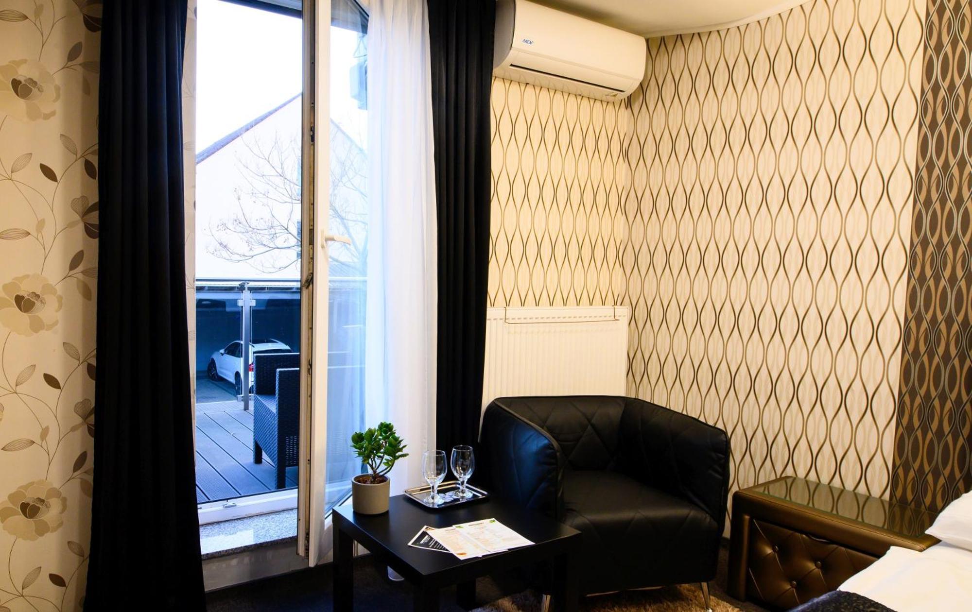 Palermo Panzio Otel Nyíregyháza Dış mekan fotoğraf
